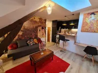 Une Nuit au Musée Hotels in Le Lude