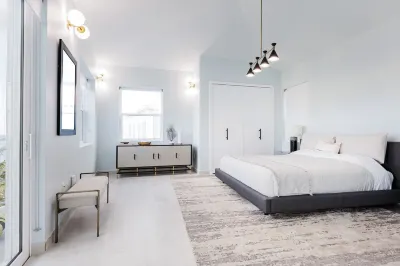 The Ampersand Sky Villa: Iconic, Artful Luxury Hotels in 