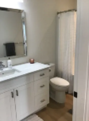 Naramata Sunset Oasis : Couples romantic getaway.