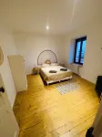 Magnificent 9-person house close to town center.