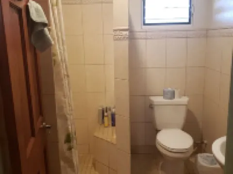 Spacious 3 bedroom 2 bath home close to town Hotels in Culebra