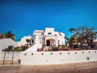 Mexican Hacienda, Stunning Views, Infinity Pool, & Meditation Gardens