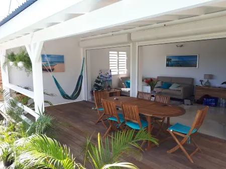 Superb Villa Ti 'Punch modern comfort in Guadeloupe