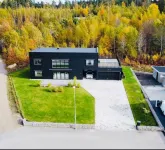 Entire 2Bedroom villa plus jacuzzi 10 min to växjö Hotels near Alvesta bibliotek