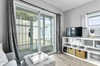 St. Pete Tiny House: Safe, close to beaches, downtown!