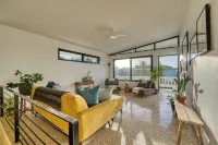 Purple Palace -Fully Renovated w/ Pool & Ocean View