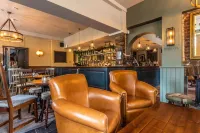 Greyhound Hotel - bar