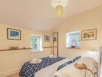 Laburnham Cottage Hotels in Jeffreyston