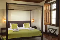 Hotel Lusitano Hotels near Restaurante Mário Alturas