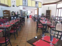 Hôtel - Restaurant le Saint Joseph Hotels in Marcillat-en-Combraille