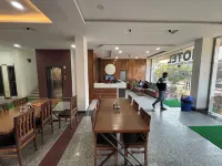 Hotel Ishwar Palace Hotels in Sikar