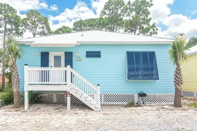 7010 Charming Gulf Shores Bungalow with Private Oasis