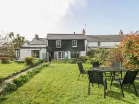 Boundys House - Evcil Hayvan Kabul Edilen Alan