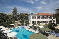 Mathraki Resort - Pools
