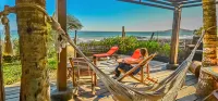 Casa Baronesa Waterfront Villa Hotels in Puerto Villamil