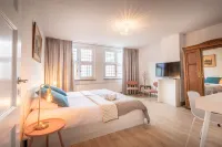 Hotel Nieuw Antiek Hotels in Helden