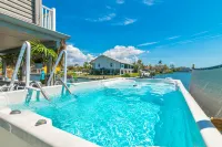 Latitude 26 Waterfront Boutique Resort - Bonita Springs