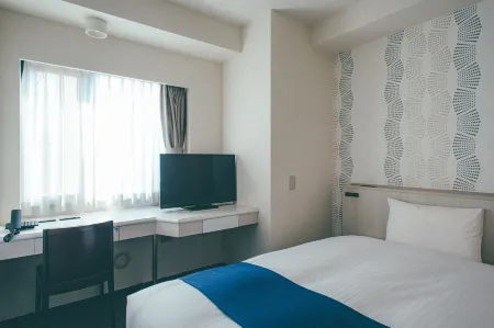 Hamilton Hotel Blue