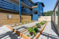 Surfland Hotel