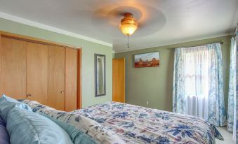 Walk to Park: Waterloo Home w/ Furnished Deck