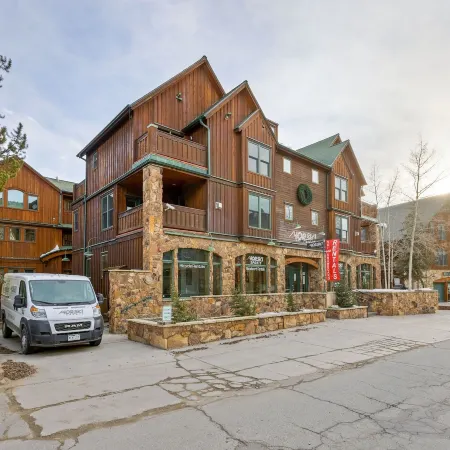 8201 Mill Creek - Private Hot Tub! Condo