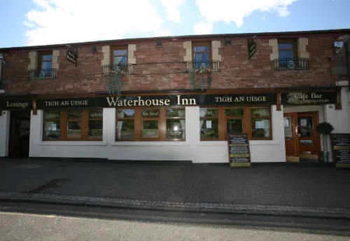Waterhouse Inn Hotels in Balloch