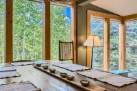 High Altitude Haven 3 Bedroom Home by RedAwning