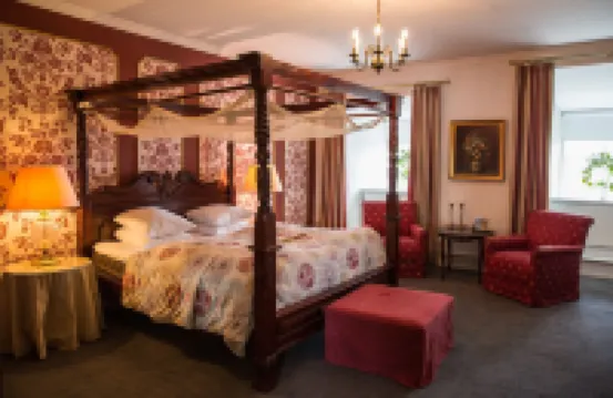 ドラグシュロム スロット のホテル