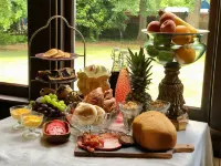 Heritage House Bed & Breakfast - Boutique Adults-Only Inn - Aamiainen