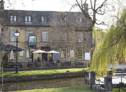 老曼瑟飯店-格林國王旅館