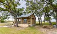 Vineyard Trail Cottages- Adults Only Hotels in Fredericksburg