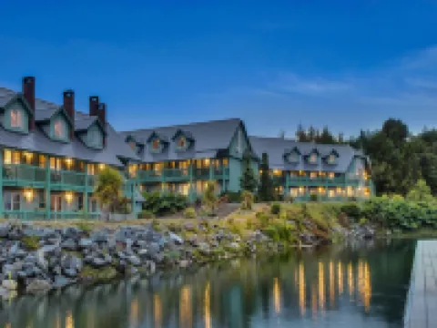 Canadian Princess Lodge & Marina Hotels in Ucluelet