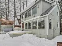 Cabin w/ Hot Tub & Views: 1 Mile to Alyeska Resort Hotels near Bear Cub