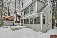 Cabin w/ Hot Tub & Views: 1 Mile to Alyeska Resort