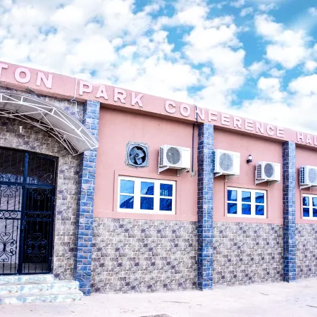 Milton Park Hotel & Resort