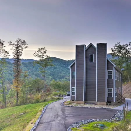 Family Holiday Retreat! Mtn-View Blue Ridge Home