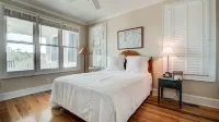 Delightful, Low Country Home With Dock On Debordieu Channel 4 Bedroom Home by Peace Vacations - Bintang 4