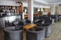 Blue Lagoon Hotel and Conference Centre - bar