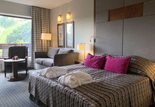 호텔 스파 닥터 이레나 에리스 크리니카 지드로즈