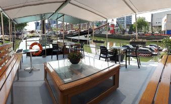Rooms on Water