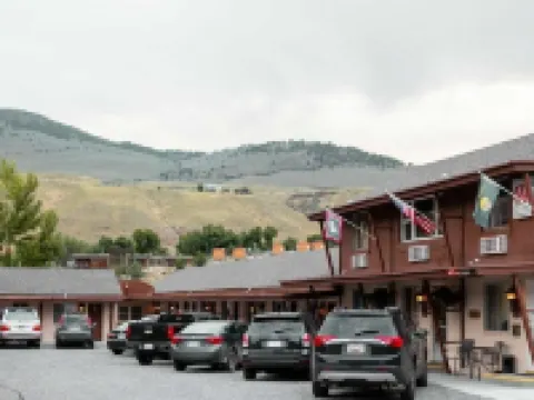 Yellowstone River Motel Hotels in Gardiner