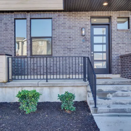Modern Downtown Provo Townhome w/ Balcony!