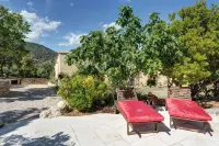 Les Gargoulettes Hotels in Bonnieux