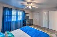 Family-Friendly Rockford Home w/ Private Yard! - 3-Star