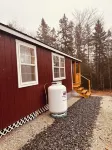 Charming Red Surry Cabin close to Acadia National Park and Bar Harbor
