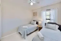 Brooksville Retreat! 3 Bed, 2 Bath!