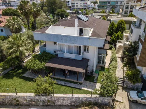 Jash Bedrooms Hotel di Güllük