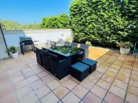 FIRST LINE BEACH, SPA, SWIMMING POOLS, TENNIS, PADDLE, SQUASH, GARDEN, CHILDREN'S PLAYGROUND.