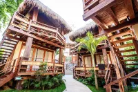 Hotel Carolina Bacalar Hotels near Bacalar Adventure Tours