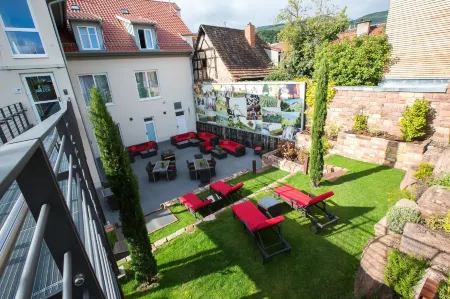 Vinotel Schreieck Отели в г. Эденкобен